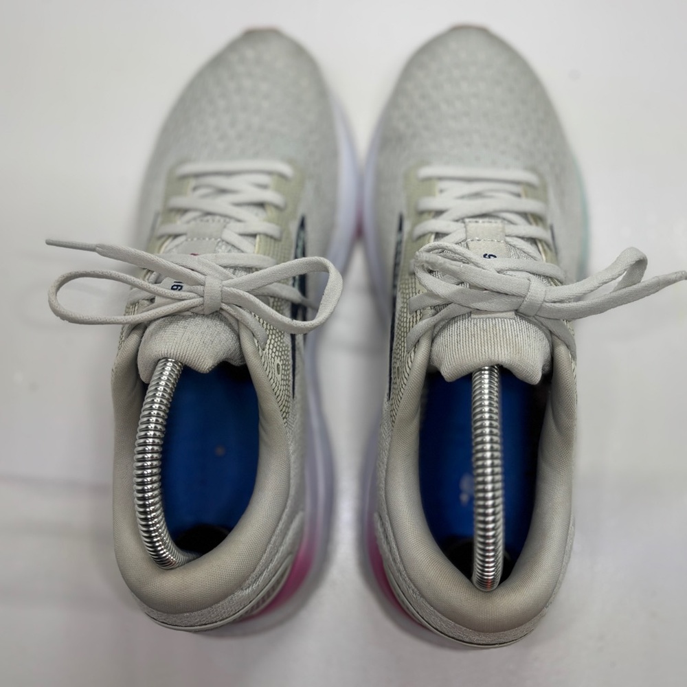 Brooks Ghost 16 Women’s 9.5 Wide Running Shoes Gray Mesh Gum Sole Comfort Traine - Picture 11 of 12
